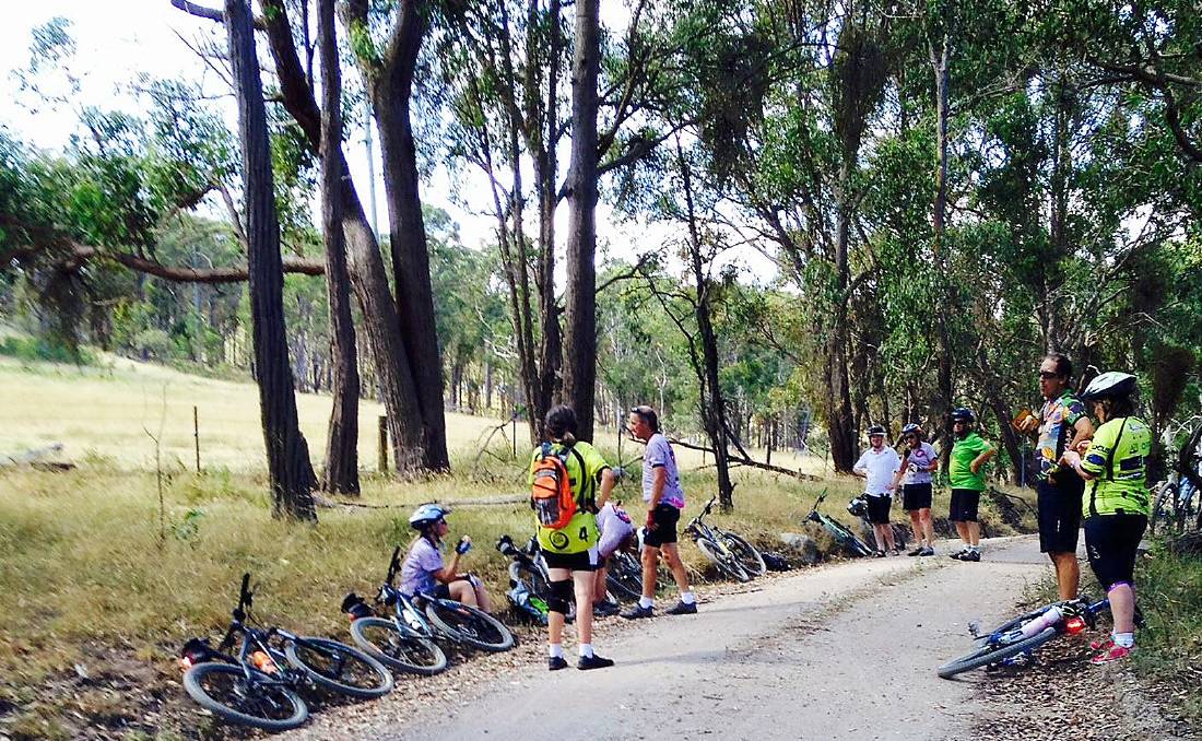 Guyra Cycle Club preparing for the Tour de Rocks